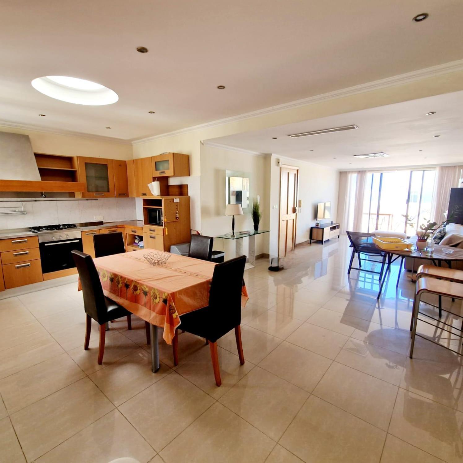 Spacious Central Sliema Penthouse Apartment Ngoại thất bức ảnh